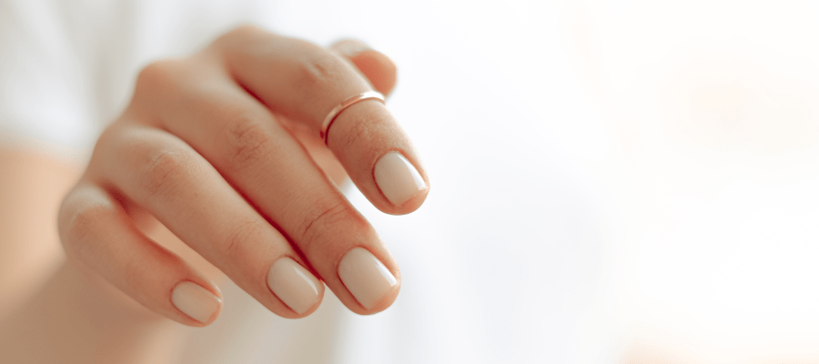 Pękające paznokcie przyczyny i rozwiązania